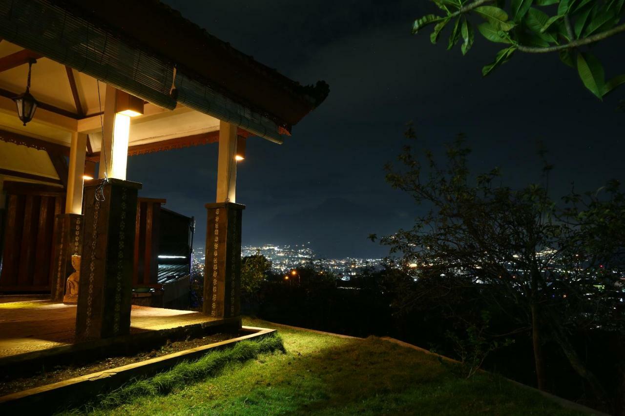 Shanty'S House Batu  Esterno foto